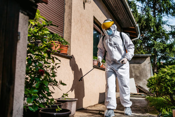 Pest Control Cost in Carlyle, IL